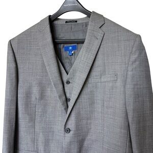 Egara Men's 2-Piece Gray Suit Jacket & Vest Size 2X 48L 100% Wool Formal